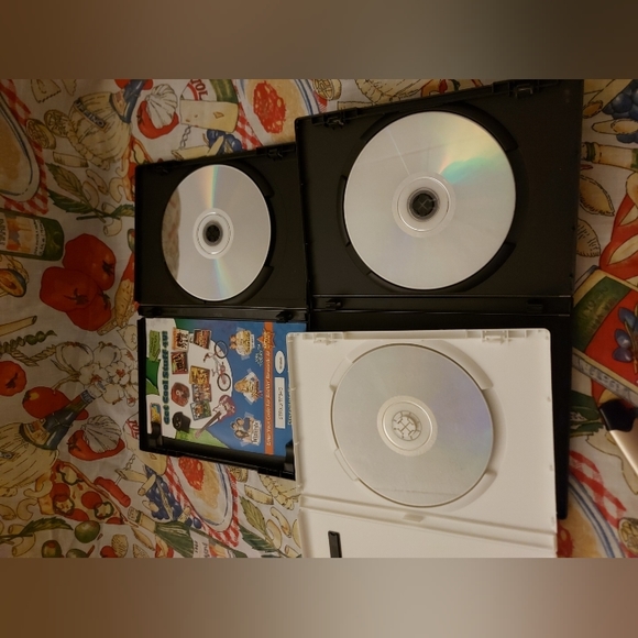 Hannah Montana Miley Cyrus Disney Channel DVD game concert pop tween bonus lot - Picture 4 of 4